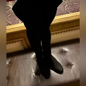 Women’s thigh high boots like new